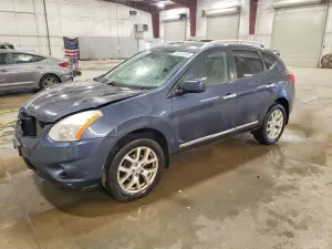 Nissan Rogue 2.5L 4 2013