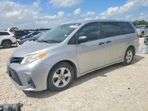 Toyota Sienna 3.5L 6 2018