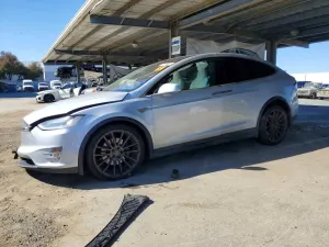 Tesla Model X 2016