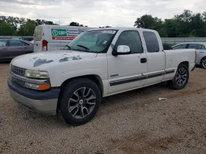 Chevrolet Silverado 1500 4.8L 8 2001