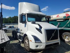 Volvo VNR 12.8L 6 2021