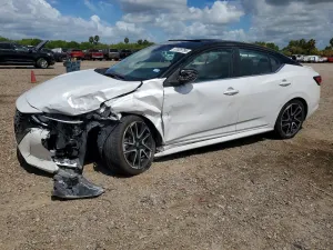 Nissan Sentra 2.0L 4 2024