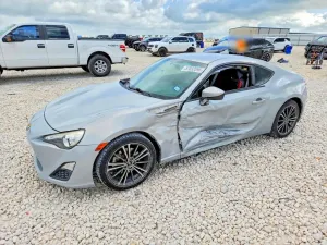 Scion FR-S 2.0L 4 2013