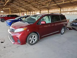 Toyota Sienna 3.5L 6 2019