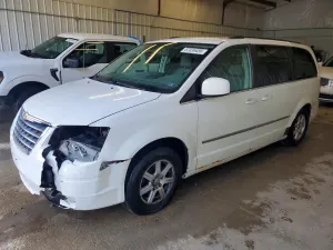 Chrysler Town & Country 3.8L 6 2010