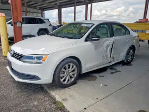 Volkswagen Jetta 1.8L 4 2014