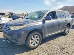 Toyota Highlander 2.7L 4 2013
