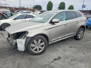Volvo XC60 2.0L 4 2016