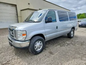 Ford Econoline 5.4L 8 2012