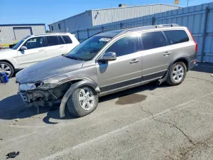 Volvo XC70 3.2L 6 2012
