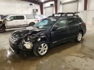 Subaru Outback 2.5L 4 2013