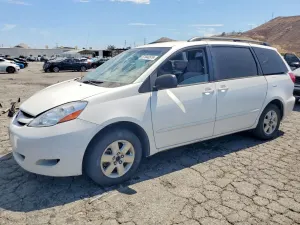 Toyota Sienna 3.3L 6 2006