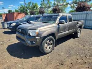Toyota Tacoma 4.0L 6 2014