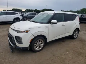 Kia Soul 2.0L 4 2021