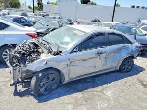 Hyundai Elantra 2.0L 4 2021