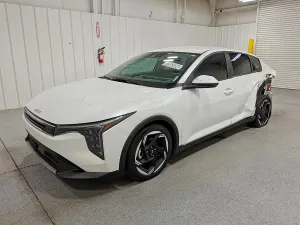 Kia K4 2.0L 4 2025