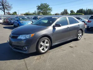 Toyota Camry 2.5L 4 2013