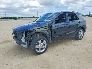 Mercedes-Benz ML 3.5L 6 2015
