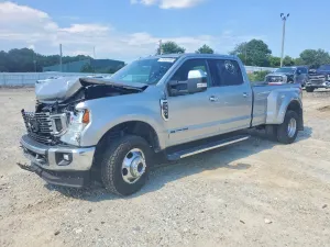 Ford F-350 6.7L 8 2022