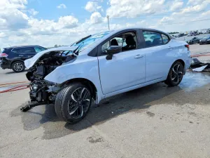 Nissan Versa 1.6L 4 2024