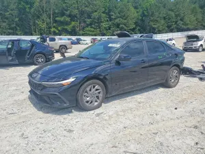 Hyundai Elantra 2.0L 4 2024