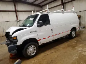 Ford Econoline 4.6L 8 2010