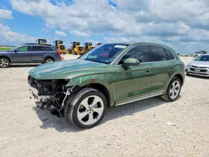 Audi Q5 2.0L 4 2023