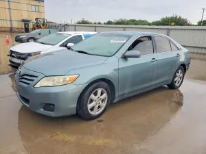 Toyota Camry 2.5L 4 2010
