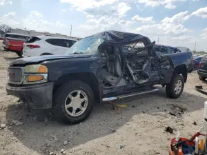 GMC Sierra 6.0L 8 2005