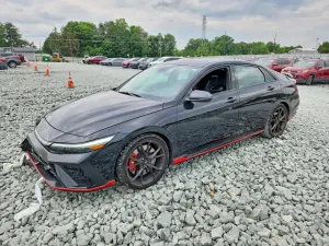 Hyundai Elantra 2.0L 4 2025