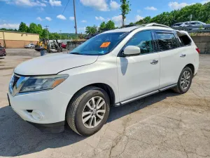 Nissan Pathfinder 3.5L 6 2014