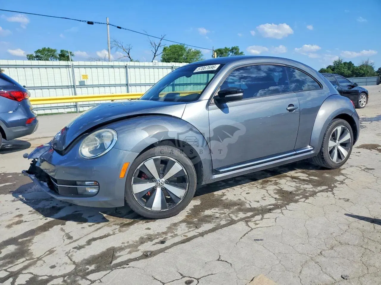 Volkswagen Beetle 2.0L 4 2012