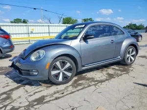 Volkswagen Beetle 2.0L 4 2012