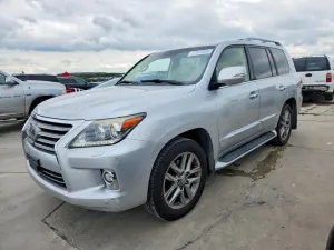 Lexus LX 5.7L 8 2014