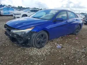 Hyundai Elantra 2.0L 4 2023