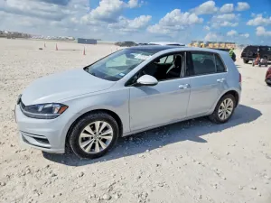 Volkswagen Golf 1.4L 4 2021