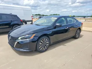 Nissan Altima 2.5L 4 2025