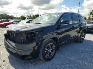 Toyota Highlander 3.5L 6 2016