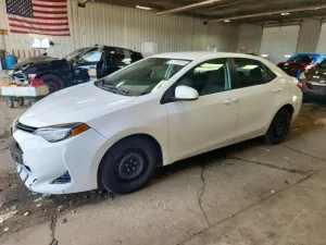 Toyota Corolla 1.8L 4 2019