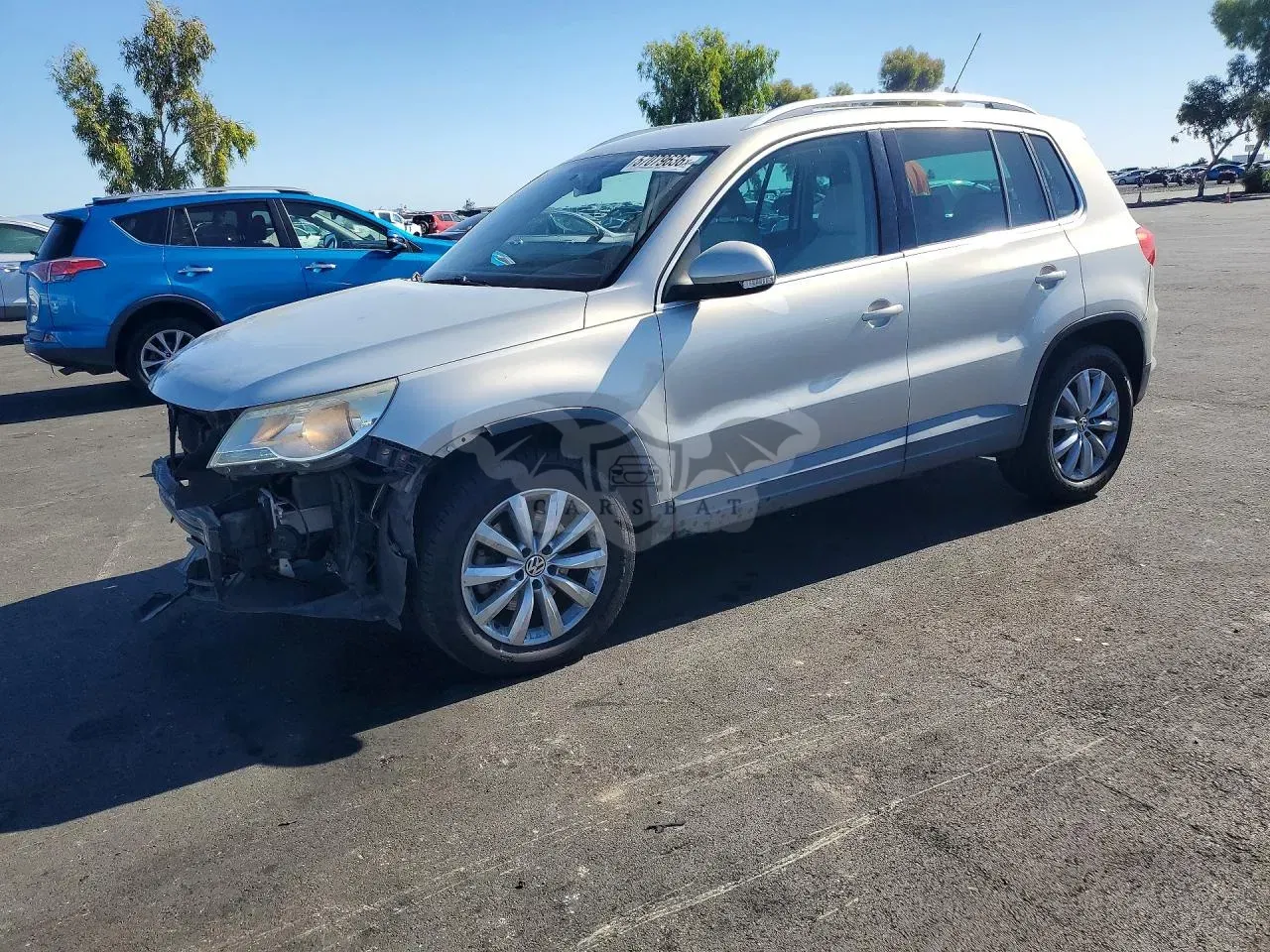 Volkswagen Tiguan 2.0L 4 2011