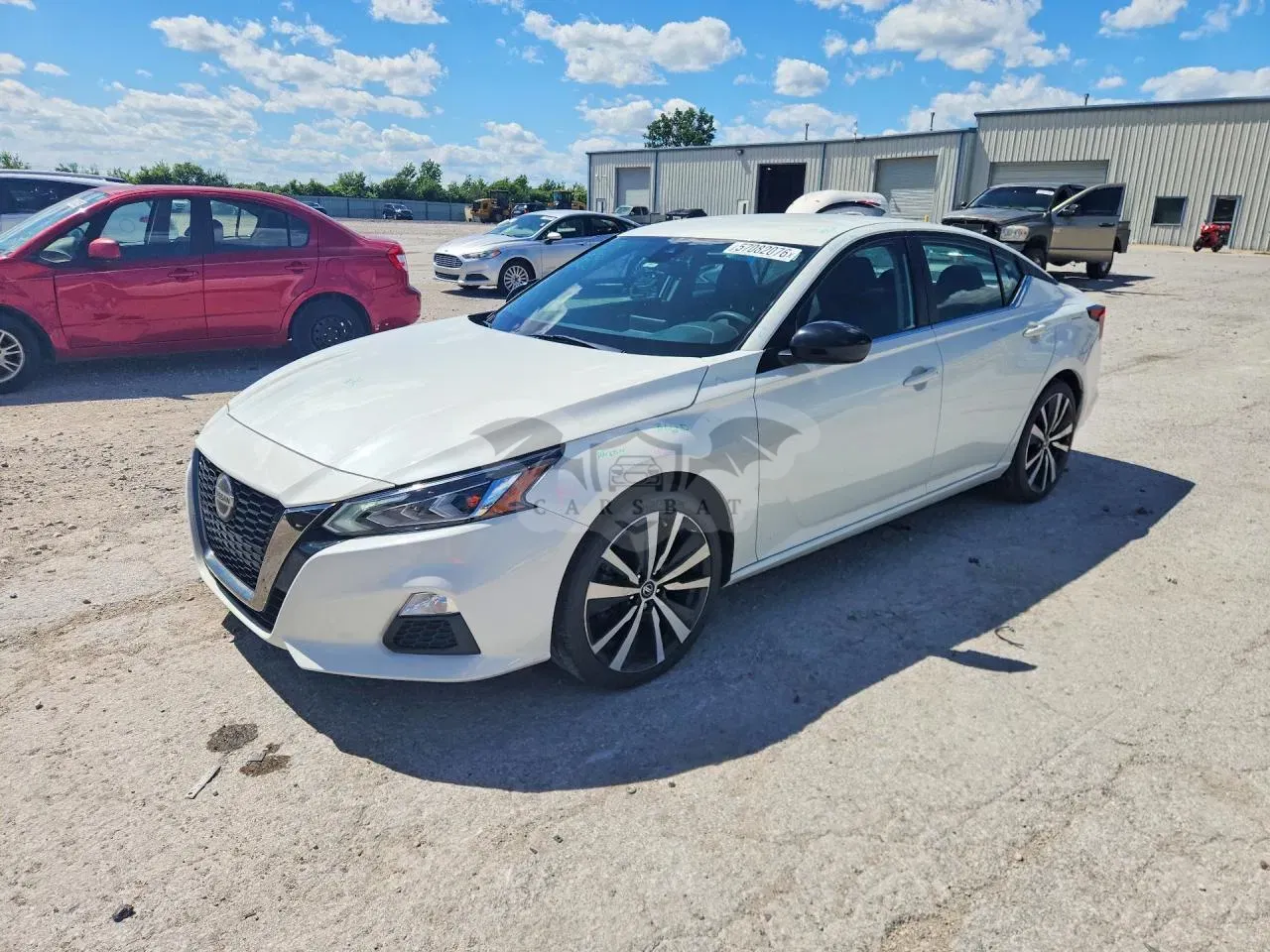 Nissan Altima 2.5L 4 2021