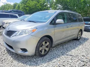 Toyota Sienna 3.5L 6 2012