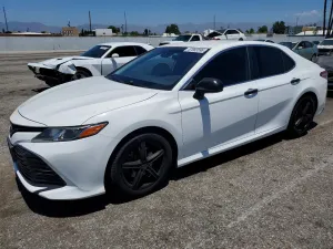 Toyota Camry 2.5L 4 2020
