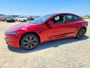 Tesla Model 3 2025