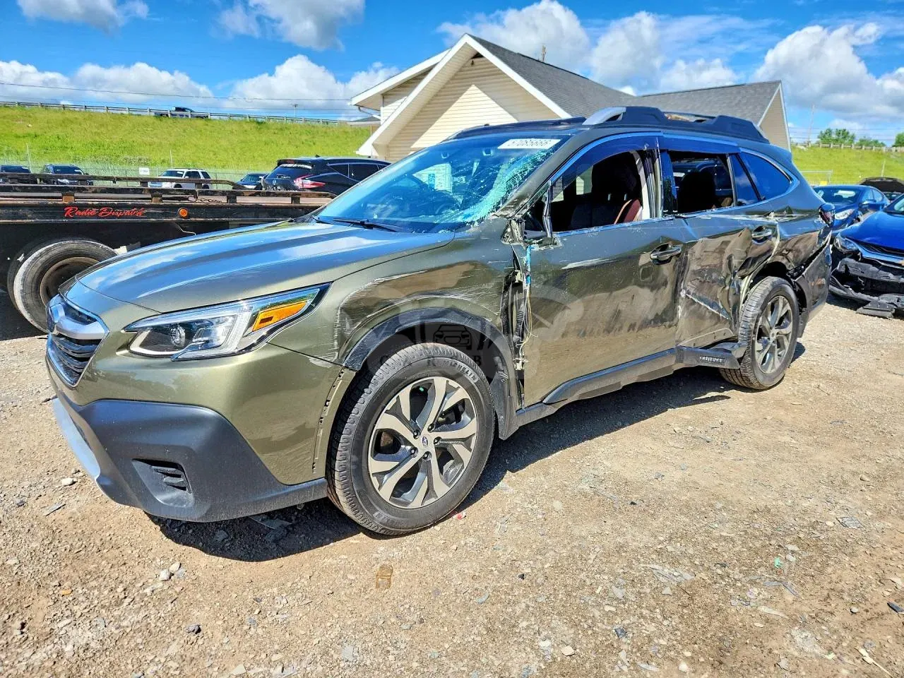 Subaru Outback 2.5L 4 2022
