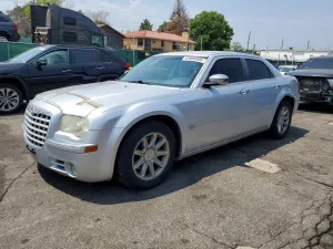 Chrysler 300C 5.7L 8 2005