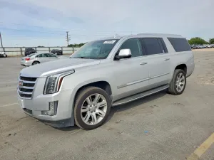 Cadillac Escalade 6.2L 8 2016