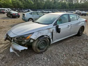 Nissan Altima 2.5L 4 2024