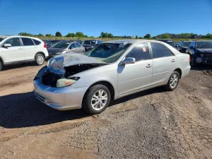 Toyota Camry 3.0L 6 2004