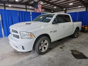 RAM 1500 5.7L 8 2015